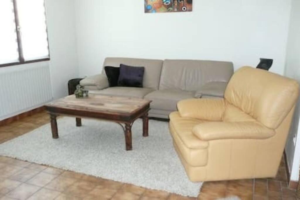 L'Haubette Villa Courtisols ภายนอก รูปภาพ